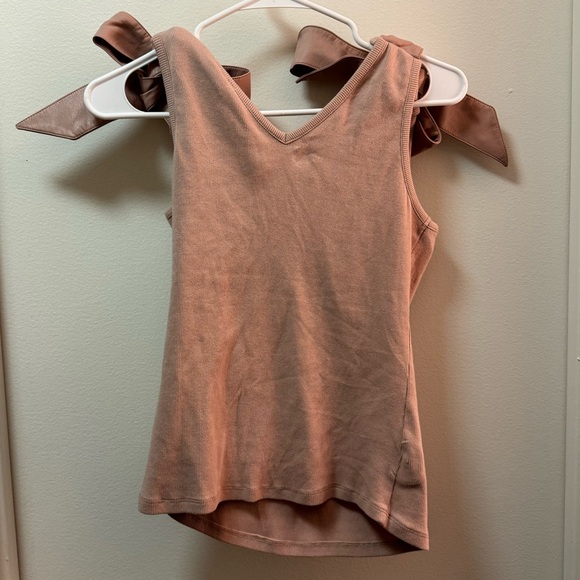NWT Anthropologie Maeve Faux Leather Bow-Strap Tank - Picture 3 of 3